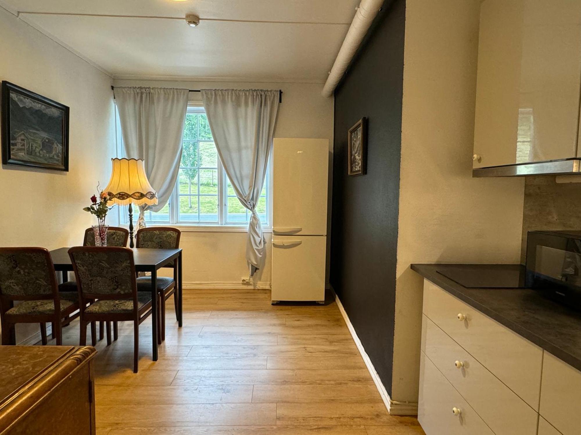 Lilandtunet Gjestgiveri Liland  Buitenkant foto